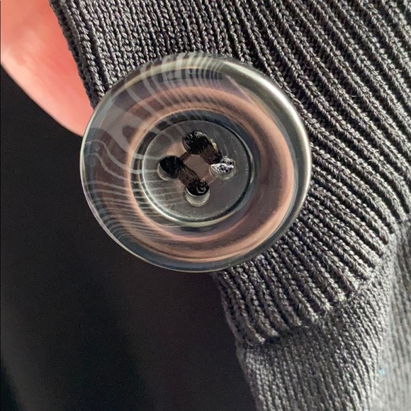 3/4 sleeve black sweater - Picture 3 of 3